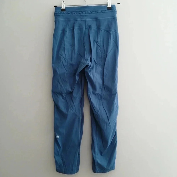 Lululemon Dance Studio Crop 25" Cinch Hem Pants Soft Denim Blue 2 - Picture 4 of 16
